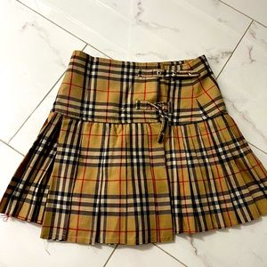 Woman or young girls skirt